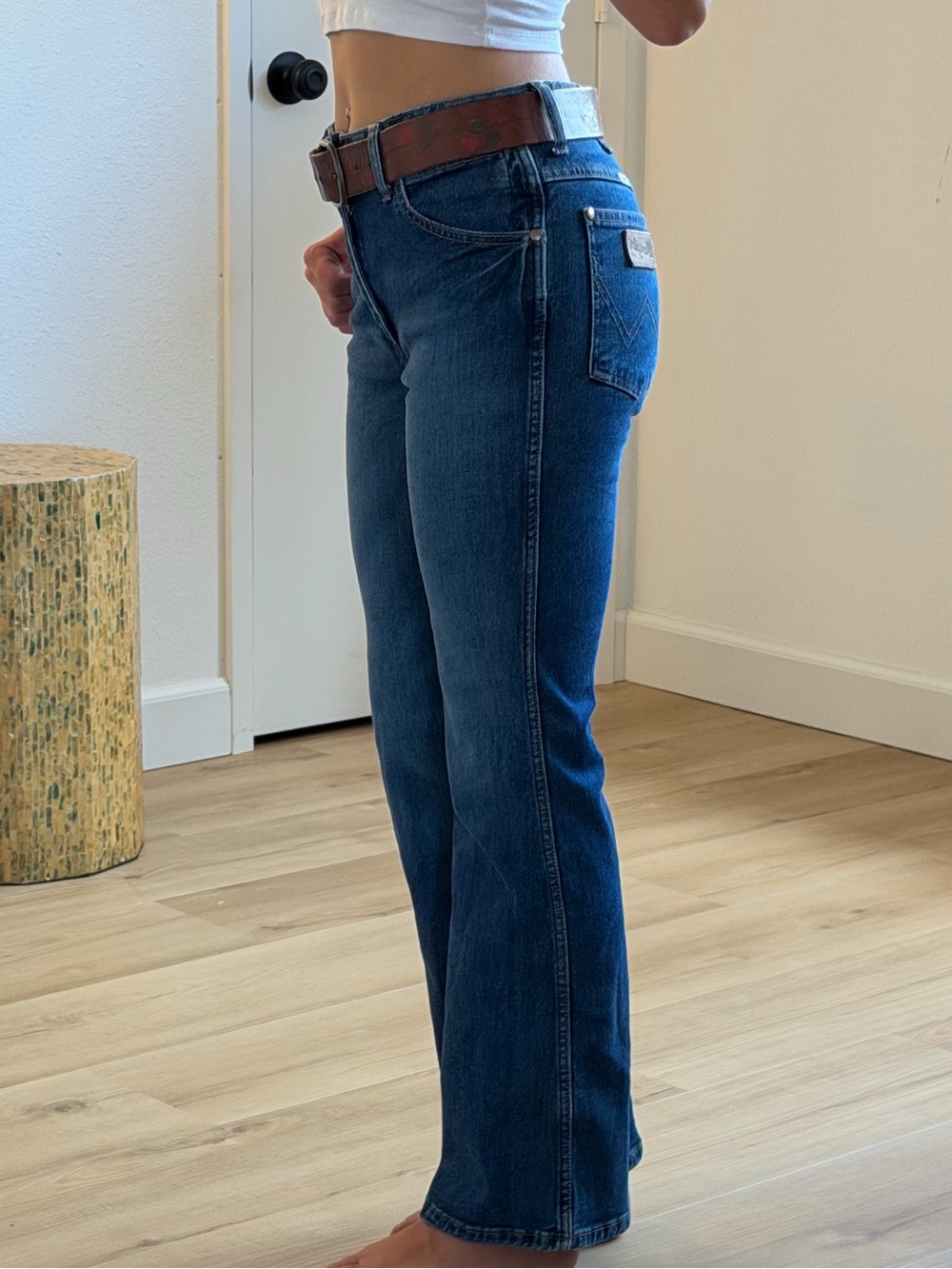 Wrangler High Rise Straight Leg Jeans Dark Wash Size 26x30